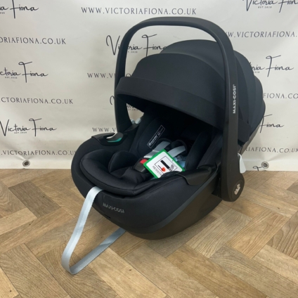 NEW Maxi Cosi Pebble 360 PRO Car Seat - Black