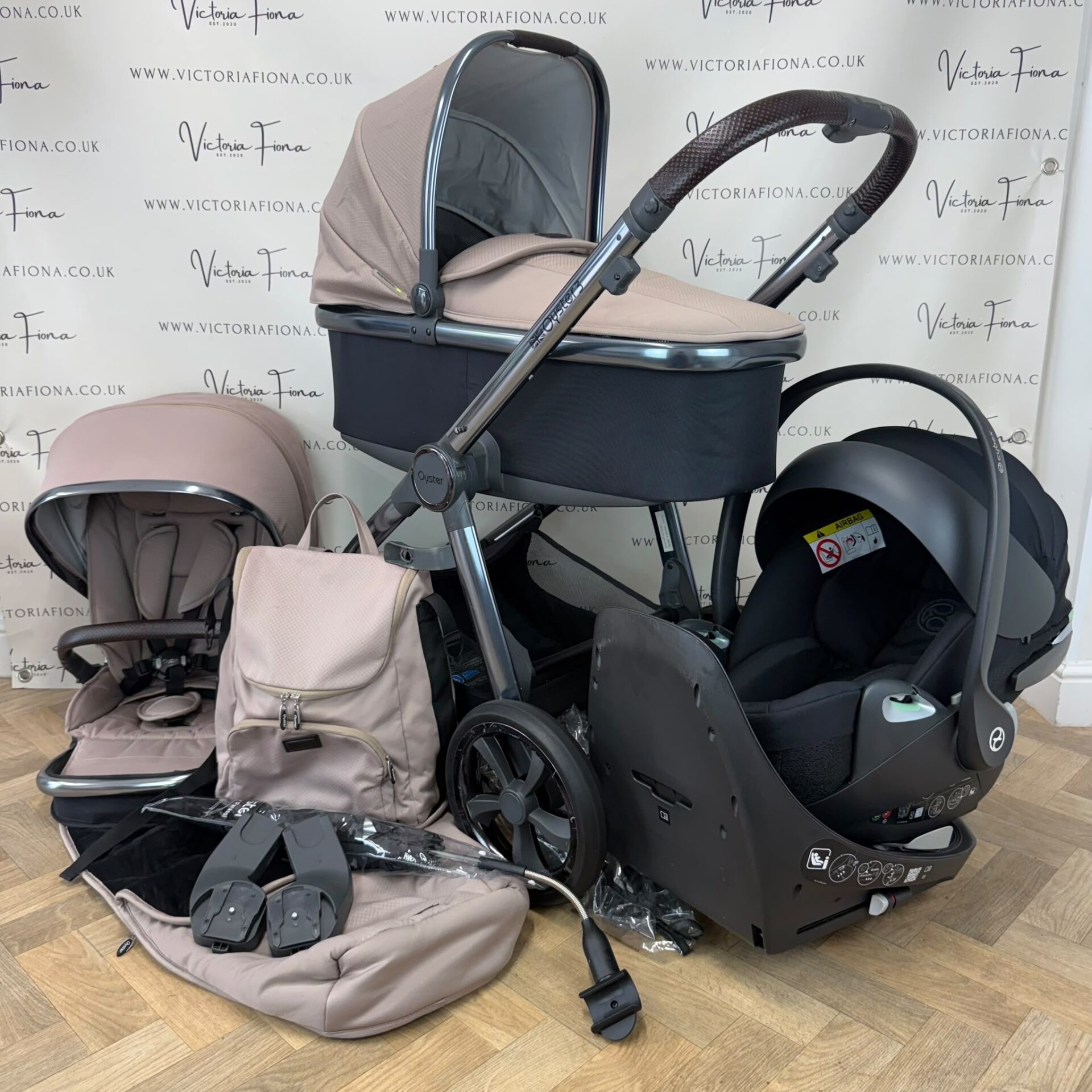 PRELOVED Babystyle Oyster 3 Pushchair Travel System with 360 Spin Lie Flat Car Seat- Butterscotch