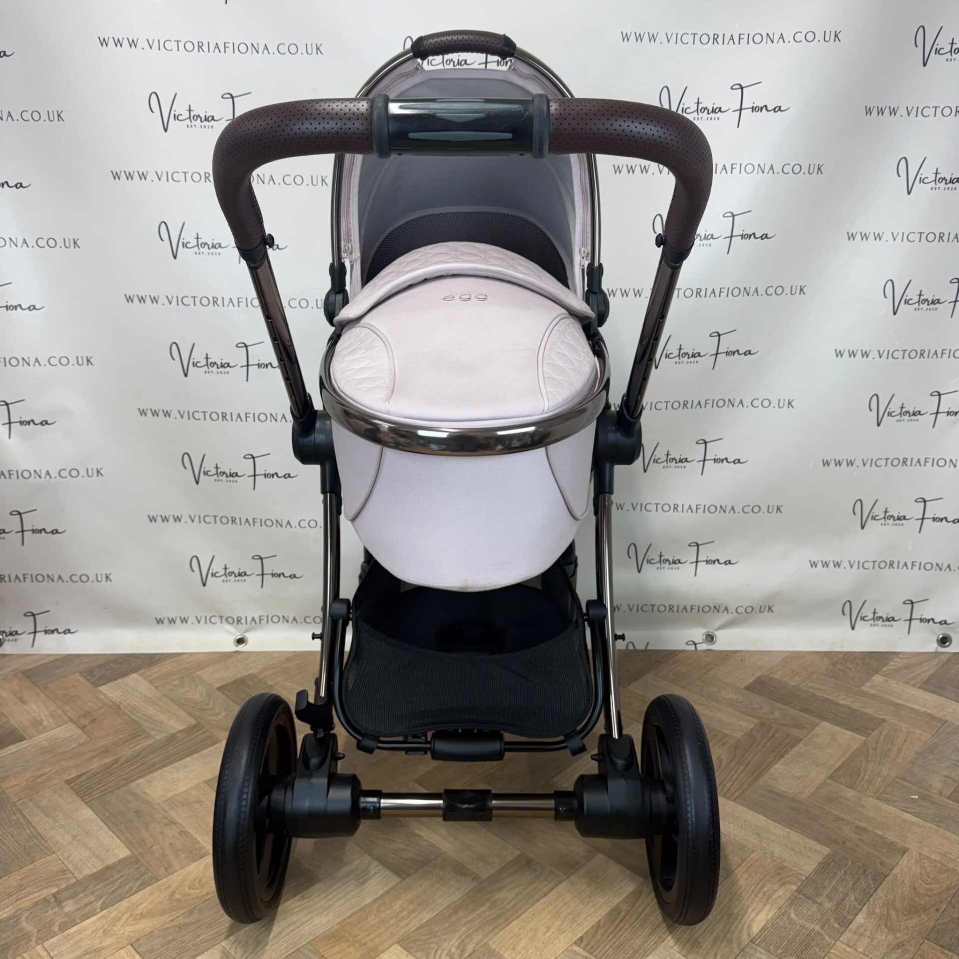 PRELOVED Egg2 Carrycot & Pushchair TRAVEL SYSTEM - Hush Violet - Image 3
