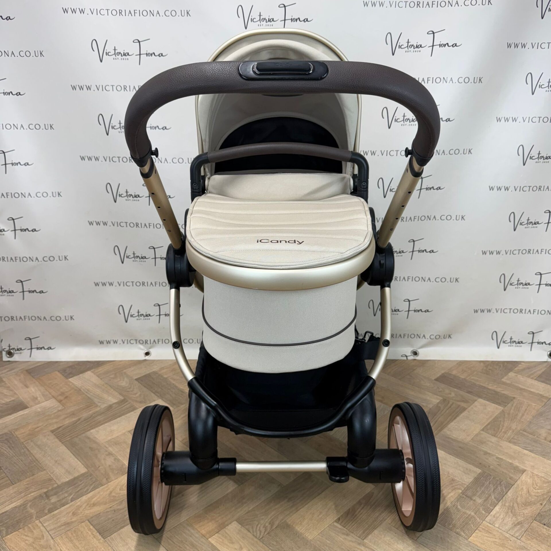 PRELOVED iCandy Peach 7 Pushchair and Carrycot - Biscotti - Image 4