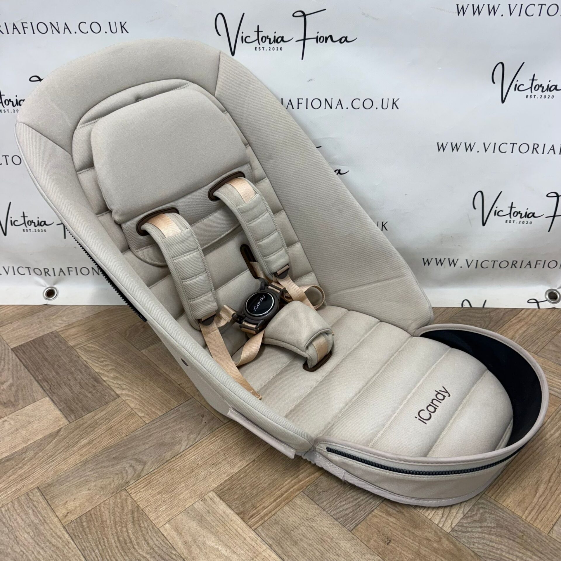 PRELOVED iCandy Peach 7 Pushchair and Carrycot - Biscotti - Image 6