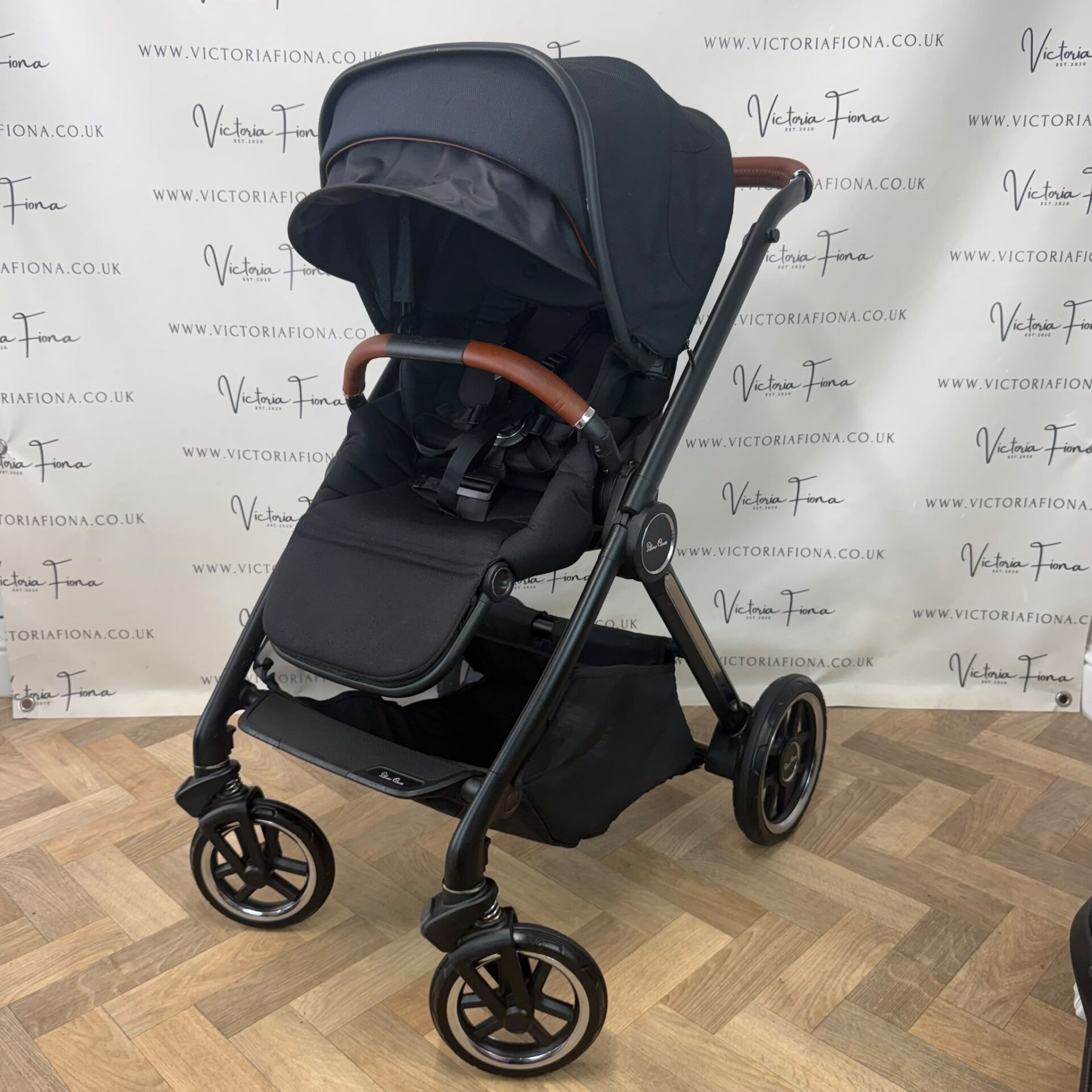 PRELOVED Silver Cross Reef Carrycot, Pushchair & Maxi Cosi Pebble 360 Pro Car Seat and Isofix - Orbit Black - Image 6