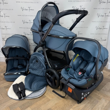 PRELOVED Egg 3 Pushchair & Carrycot - Full Travel System – Topaz