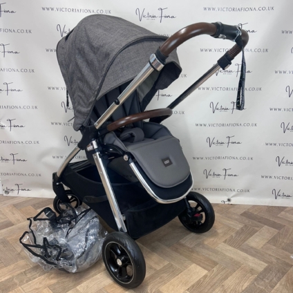 PRELOVED Mamas And Papas Flip xt3 Stroller Pushchair - Chestnut