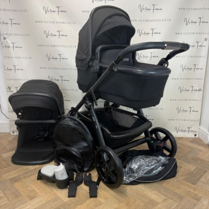 PRELOVED Silver Cross Wave Pushchair & Carrycot - Onyx BLACK 🖤