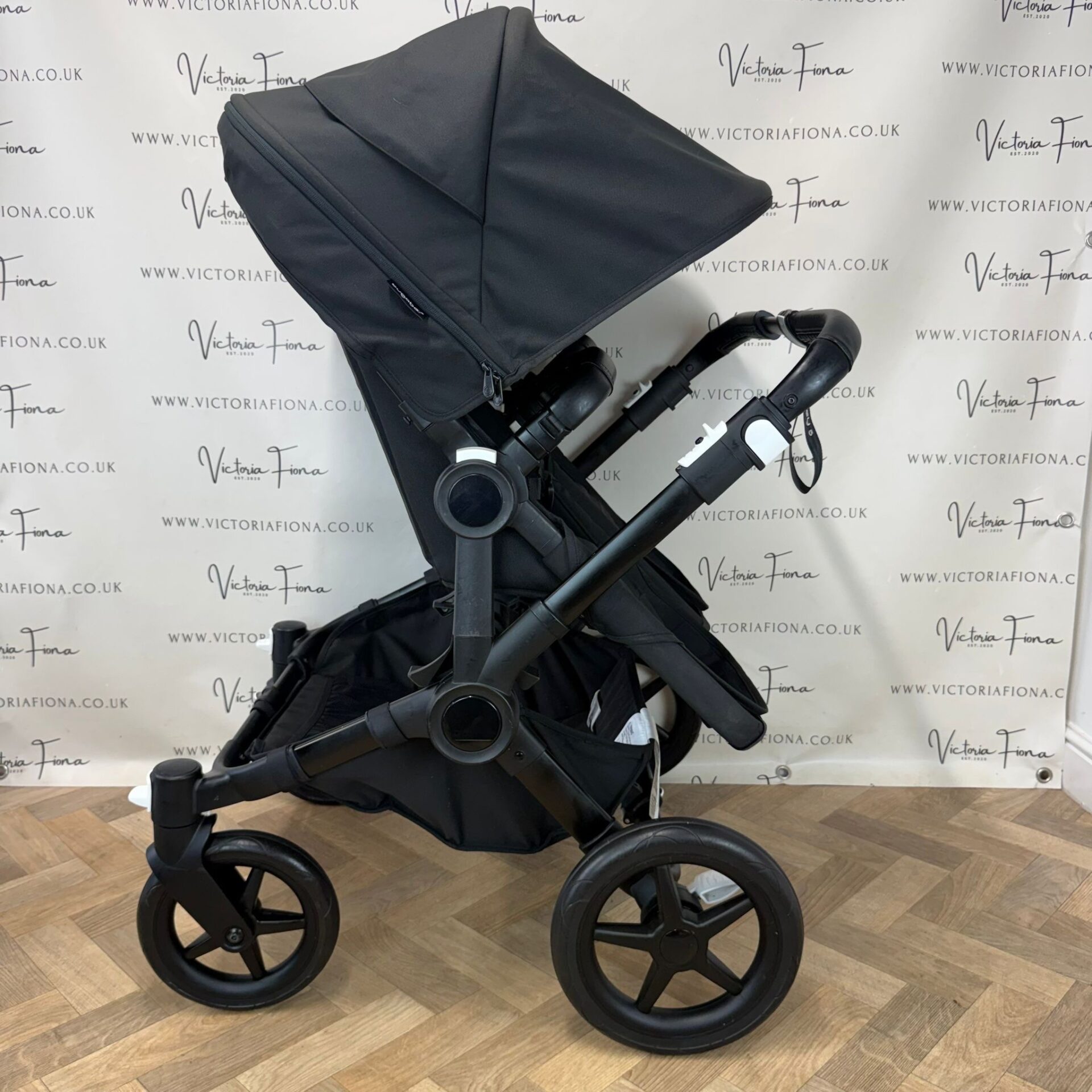 PRELOVED Bugaboo Donkey 5 TWIN Double Pushchair - Black with Black Chassis - Image 7