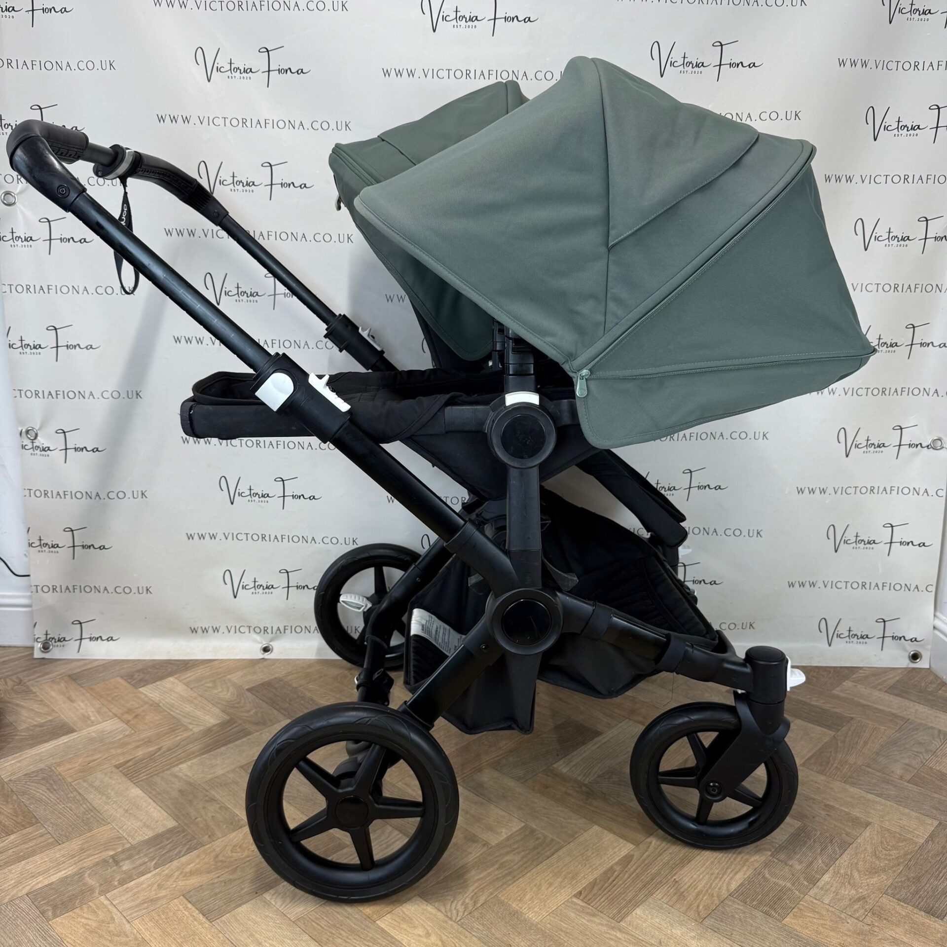 PRELOVED Bugaboo Donkey 5 DUO Double Pushchair - Forest Green with Black Chassis - Image 8