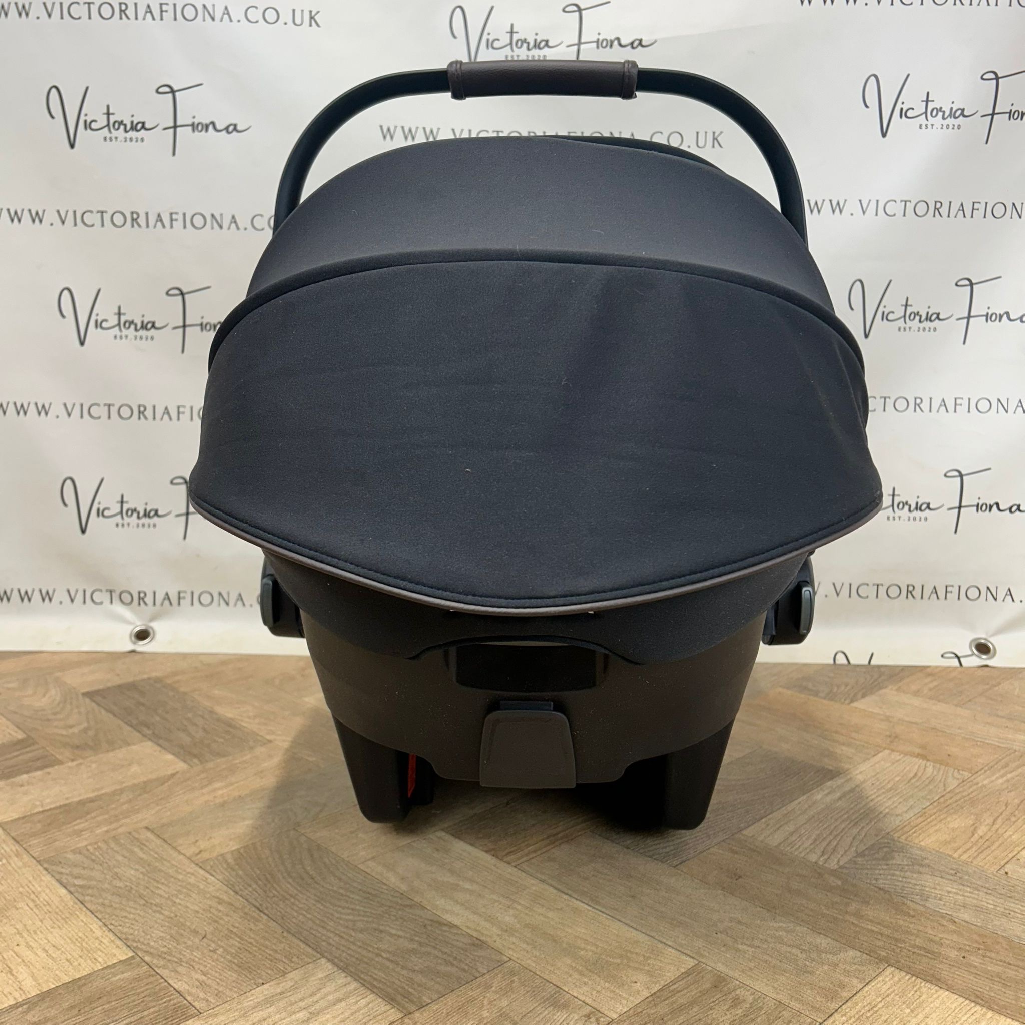 PRELOVED Nuna Pipa Urbn Car Seat with integrated Isofix - Image 5