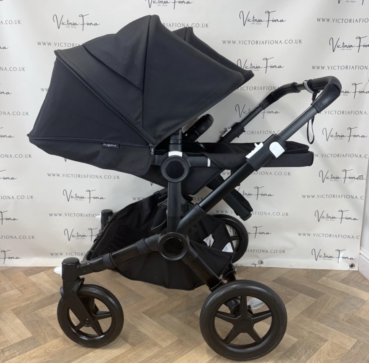PRELOVED Bugaboo Donkey 5 DUO Double Pushchair - Black with Black Chassis - Image 7