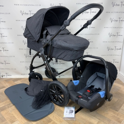 PRELOVED Kinderkraft Moov Carrycot & Pushchair with Car Seat - BLACK