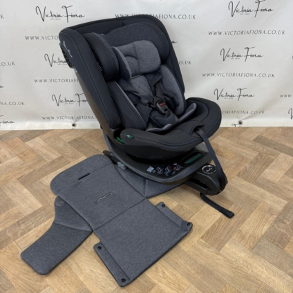 PRELOVED Silver Cross Motion 2 All Size 360 Group 0+/1/2/3 Car Seat - Space RRP£325