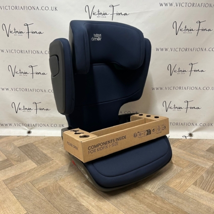 NEW BRITAX RÖMER car seat KIDFIX M - NAVY - 3.5-12years