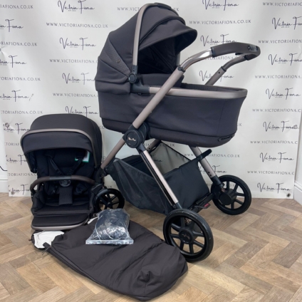 PRELOVED Silver Cross Reef 2 Carrycot & Pushchair - Ganache