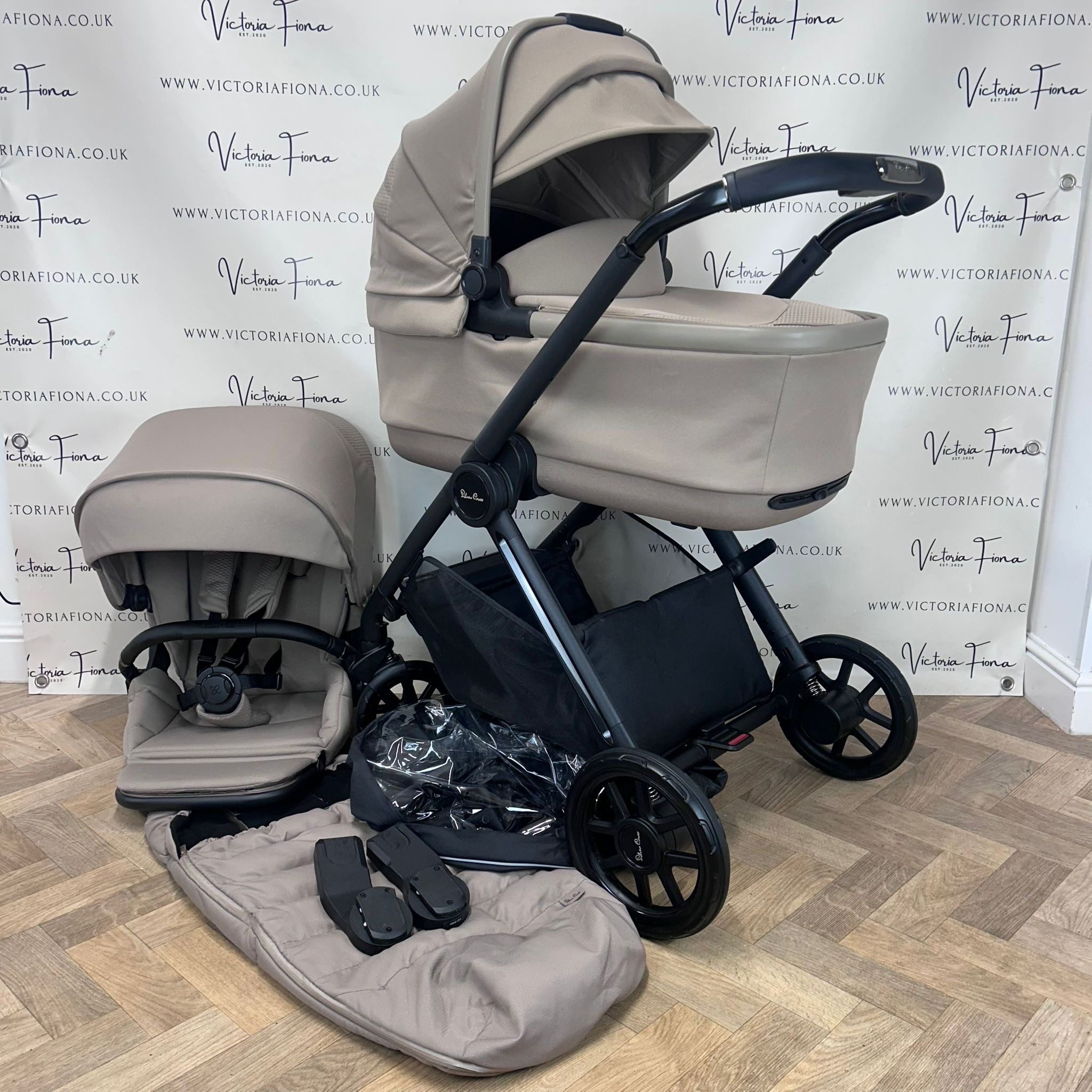 PRELOVED Silver Cross Reef 2 Carrycot & Pushchair - Mocha