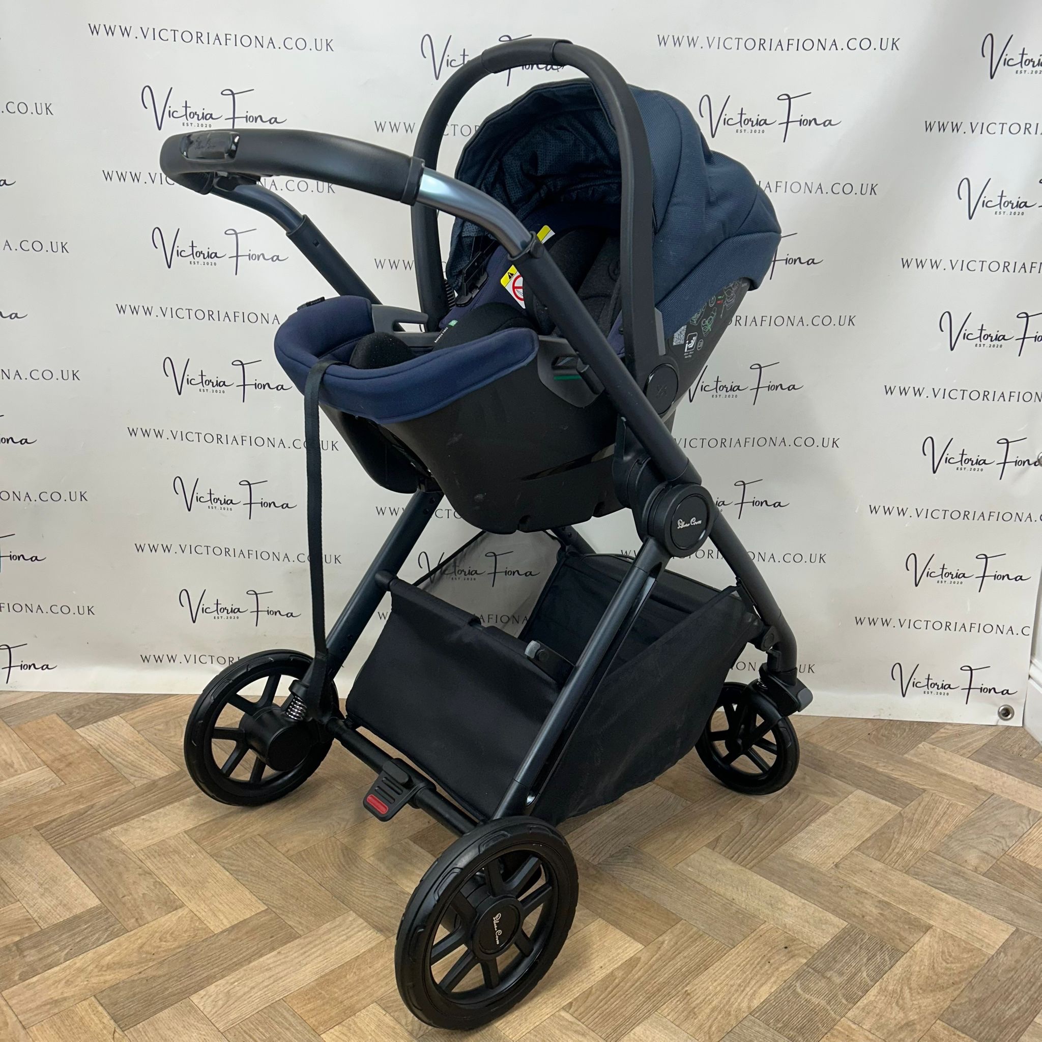 PRELOVED Silver Cross Reef Carrycot, Pushchair & Car Seat - Neptune Blue - Image 9