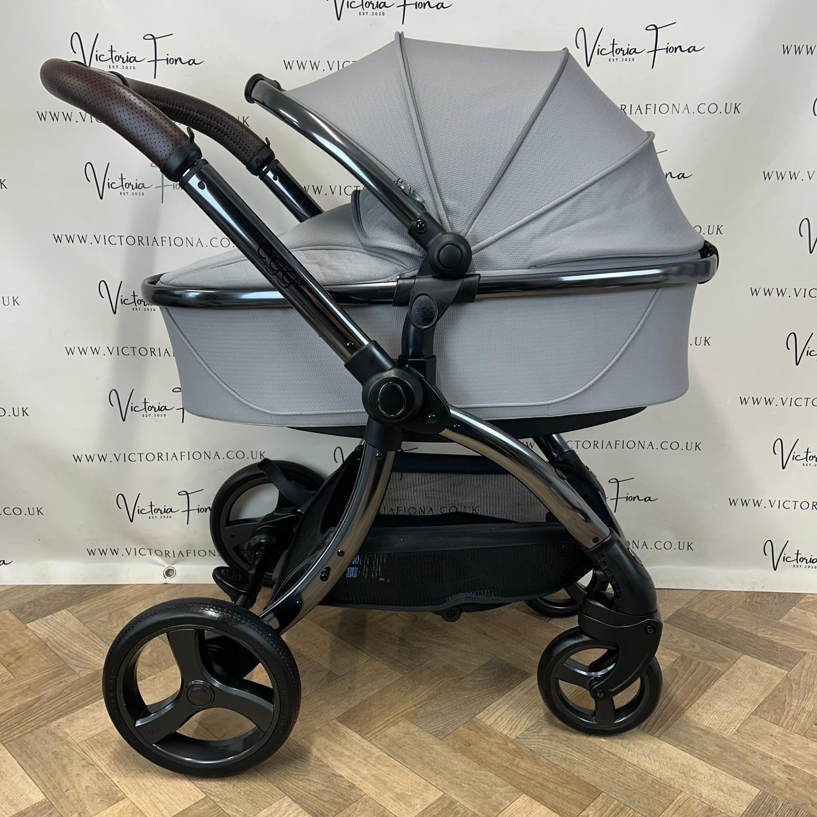 PRELOVED Egg 3 Pushchair & Carrycot - Glacier - Image 4