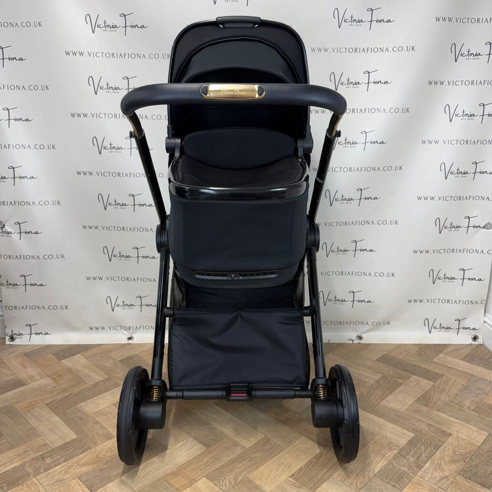 PRELOVED Silver Cross Reef 2 Carrycot & Pushchair - Espresso - Image 3