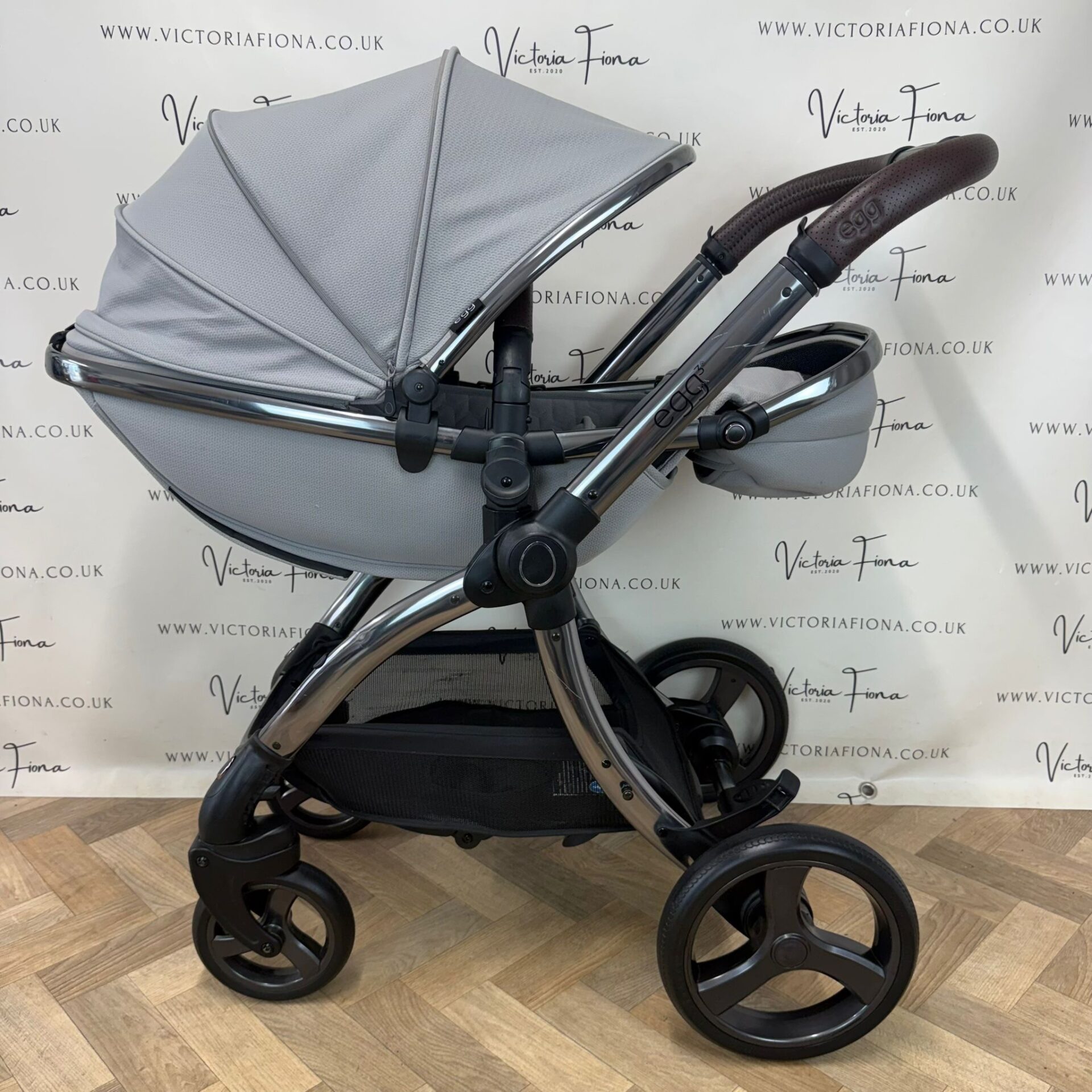 PRELOVED Egg 3 Pushchair & Carrycot - Glacier - Image 7