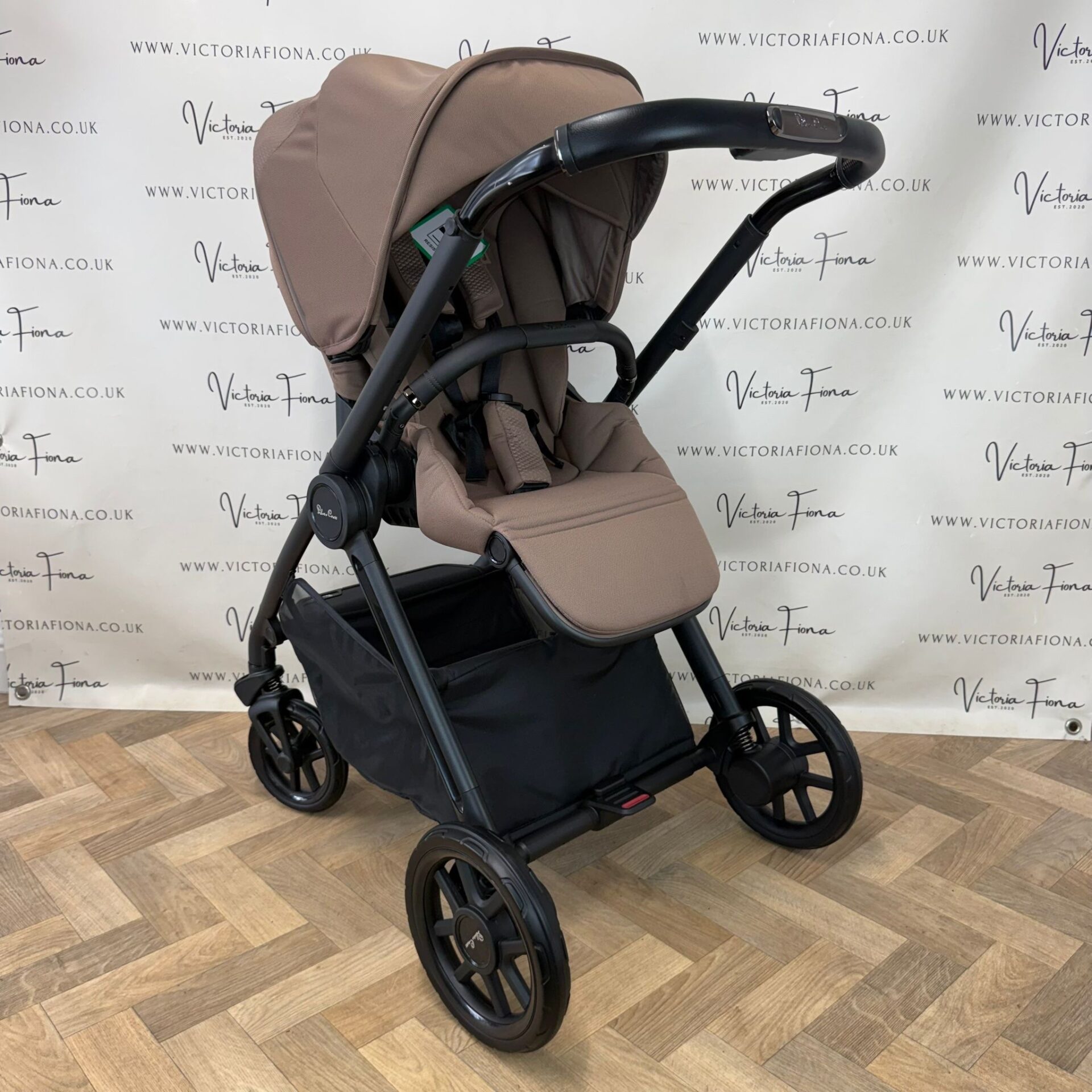 NEW (OTHER) Silver Cross Reef 2 Carrycot & Pushchair - Mocha - Image 6