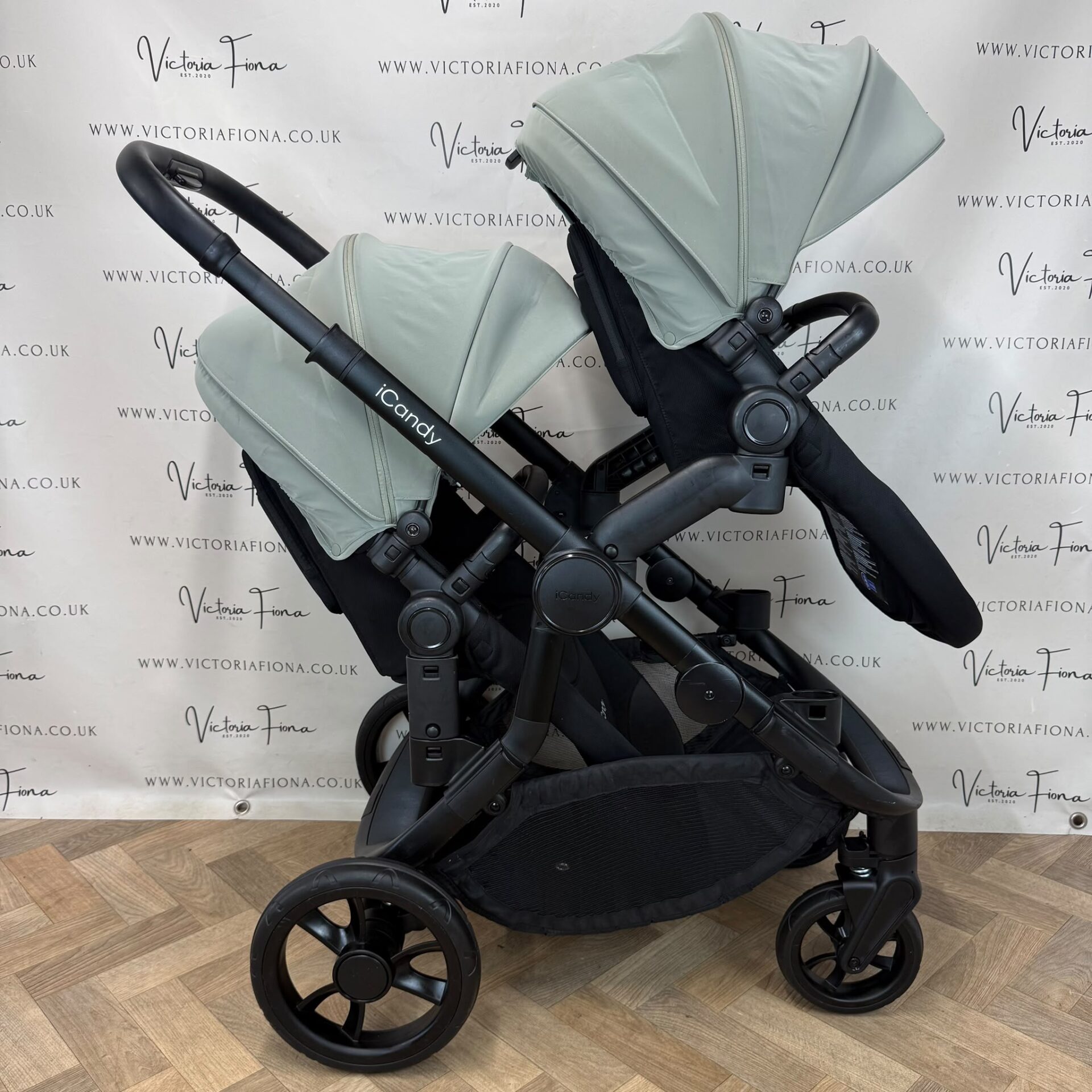 PRELOVED iCandy Orange 4 Carrycot & DOUBLE Pushchair - Pistachio Green & Black - Image 5