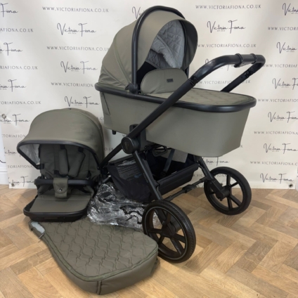 PRELOVED Venicci Tinum Edge 2 in 1 Carrycot & Pushchair - Moss Green RRP£799