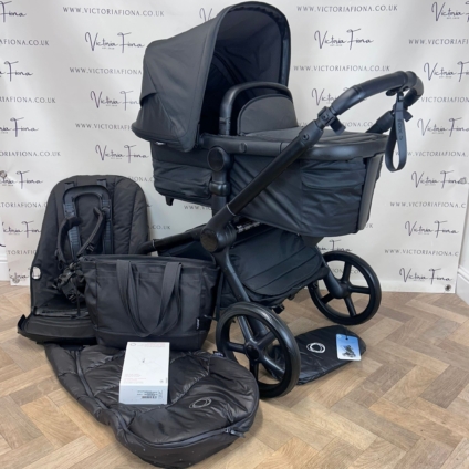 PRELOVED Bugaboo Fox 5 Carrycot & Pushchair with accessories - Noir Black RRP£1699