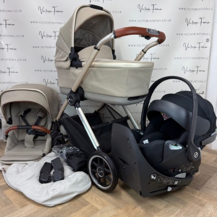 PRELOVED Silver Cross Reef Carrycot & Pushchair with Cybex Cloud T & Isofix - Stone