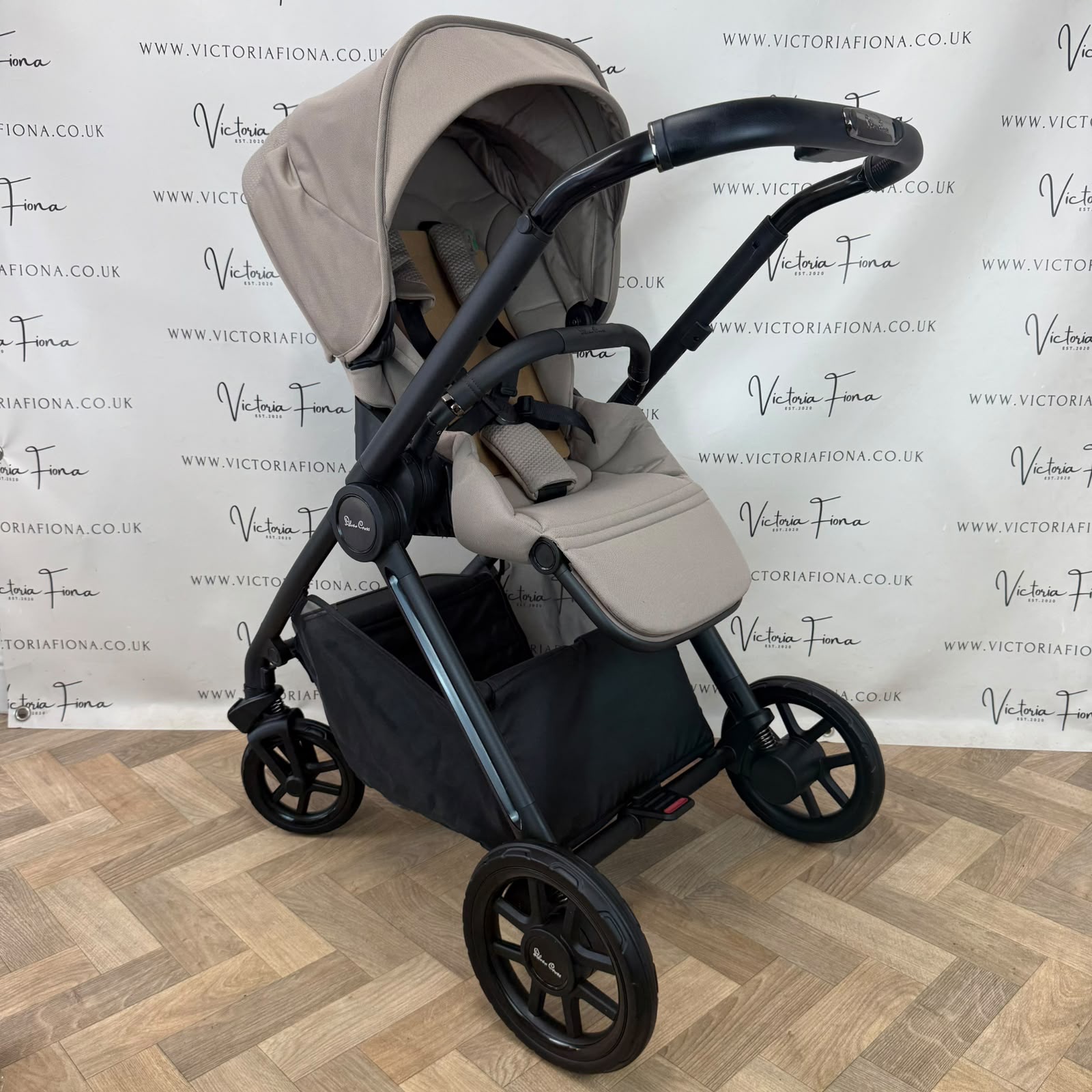 EX DISPLAY Silver Cross Reef 2 Carrycot & Pushchair - Mocha - Image 6
