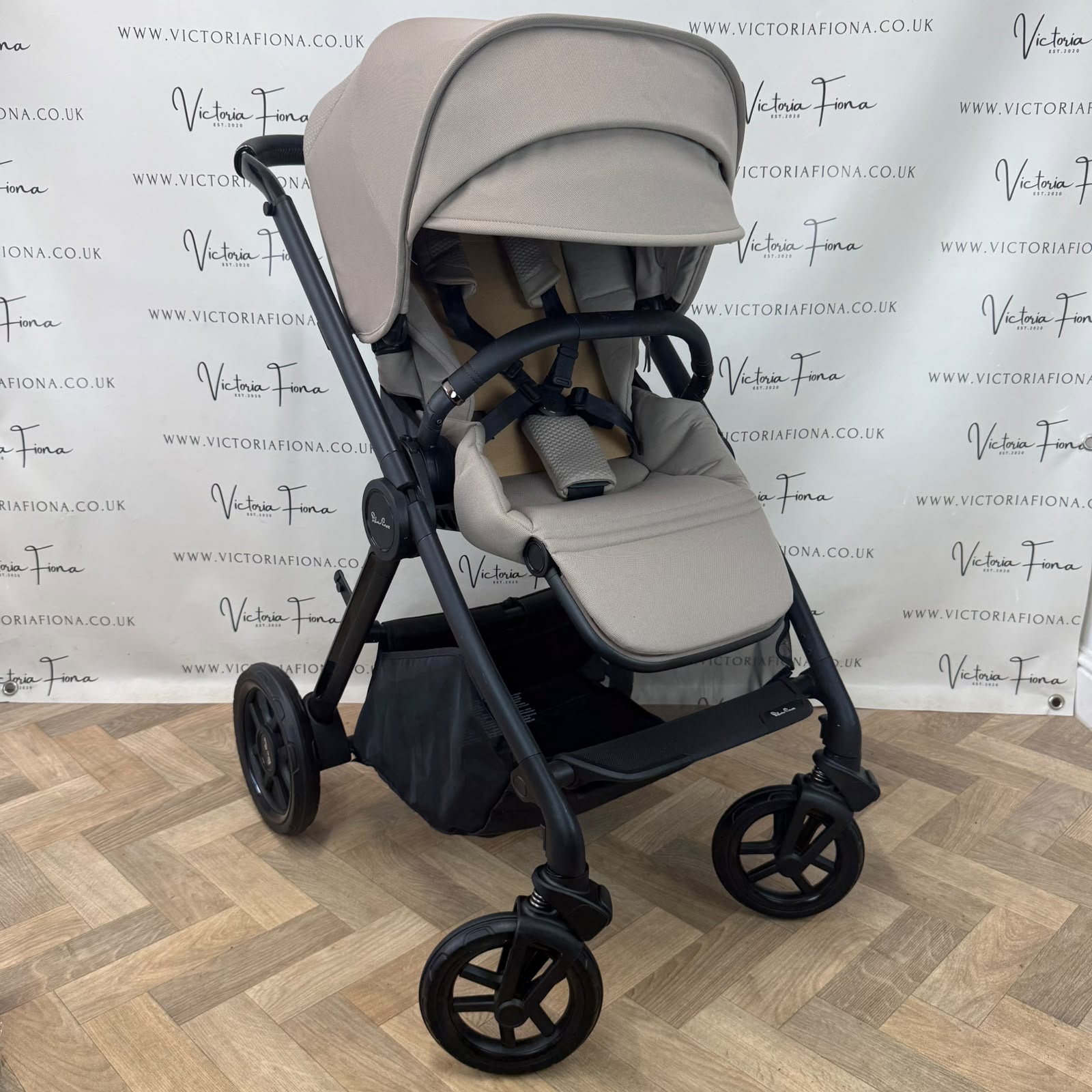 EX DISPLAY Silver Cross Reef 2 Carrycot & Pushchair - Mocha - Image 8