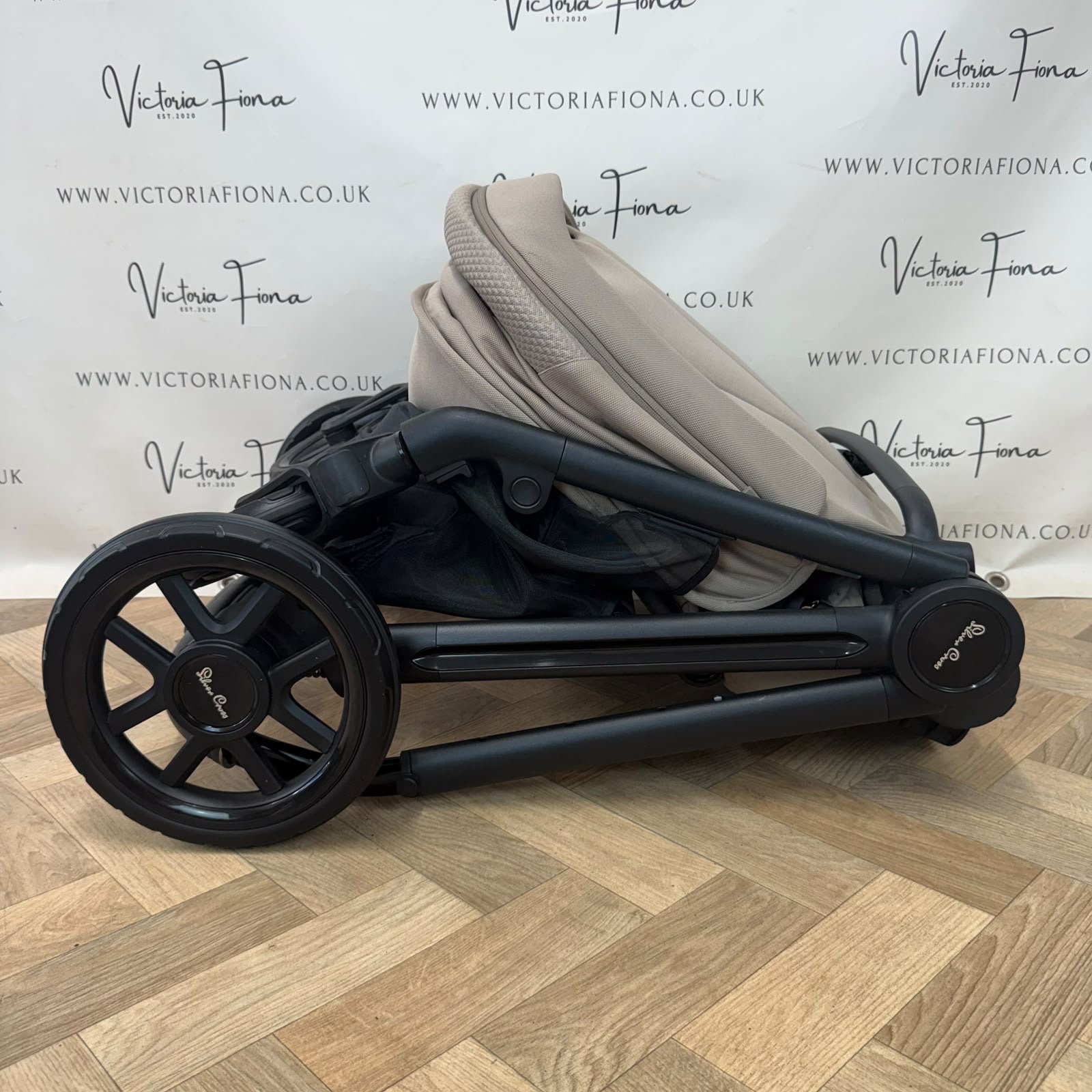 EX DISPLAY Silver Cross Reef 2 Carrycot & Pushchair - Mocha - Image 9