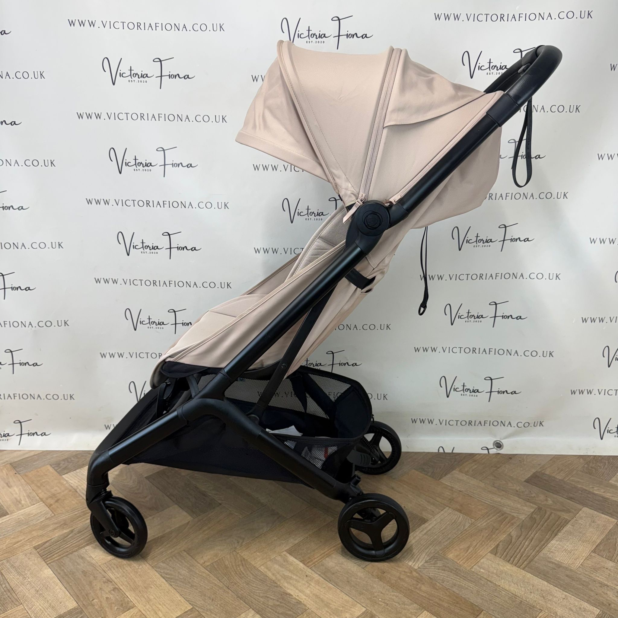 PRELOVED Bugaboo Butterfly 2 Compact CABIN APPROVED Stroller - Desert Taupe - Image 5