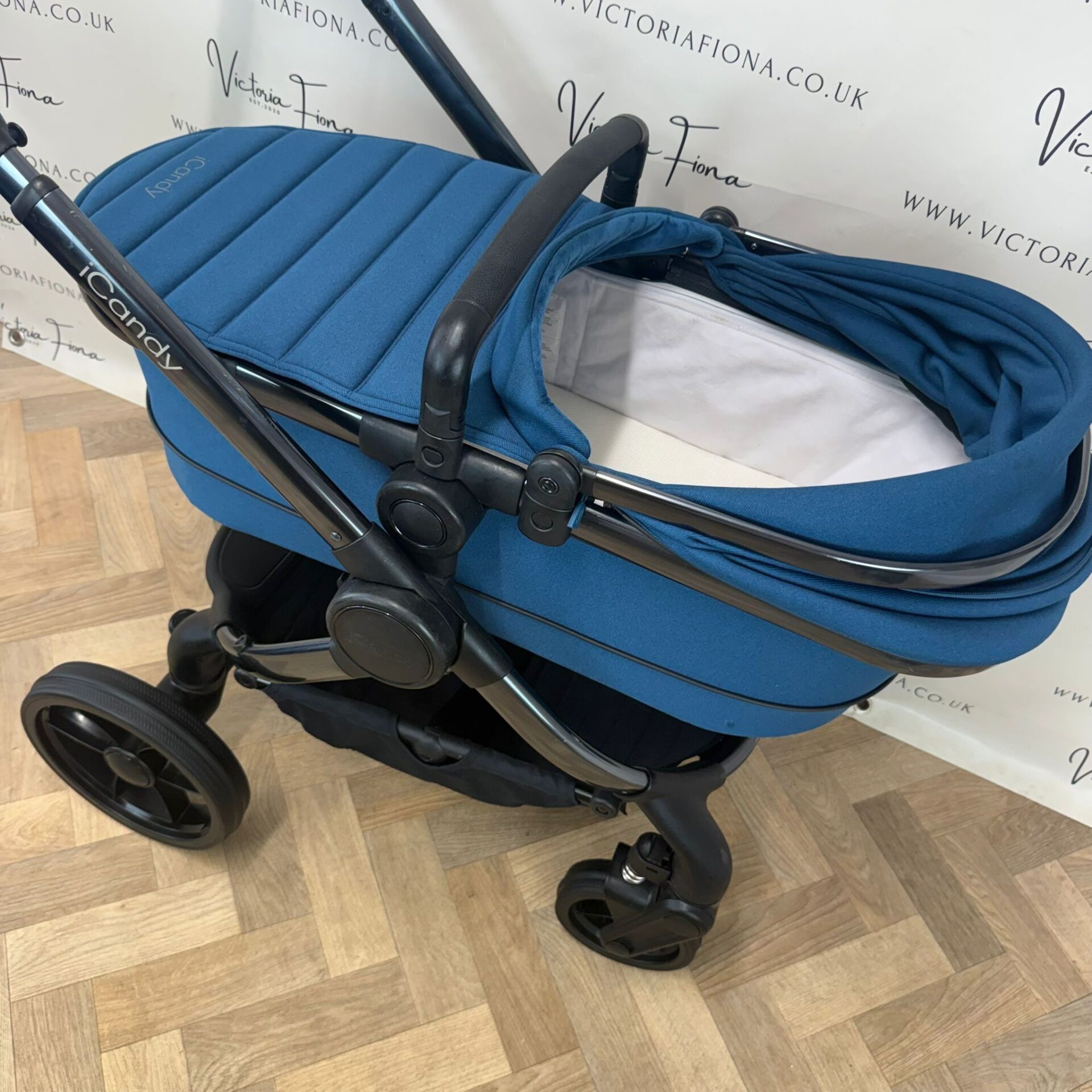 PRELOVED iCandy Peach 7 Pushchair and Carrycot - Cobalt Blue - Image 3