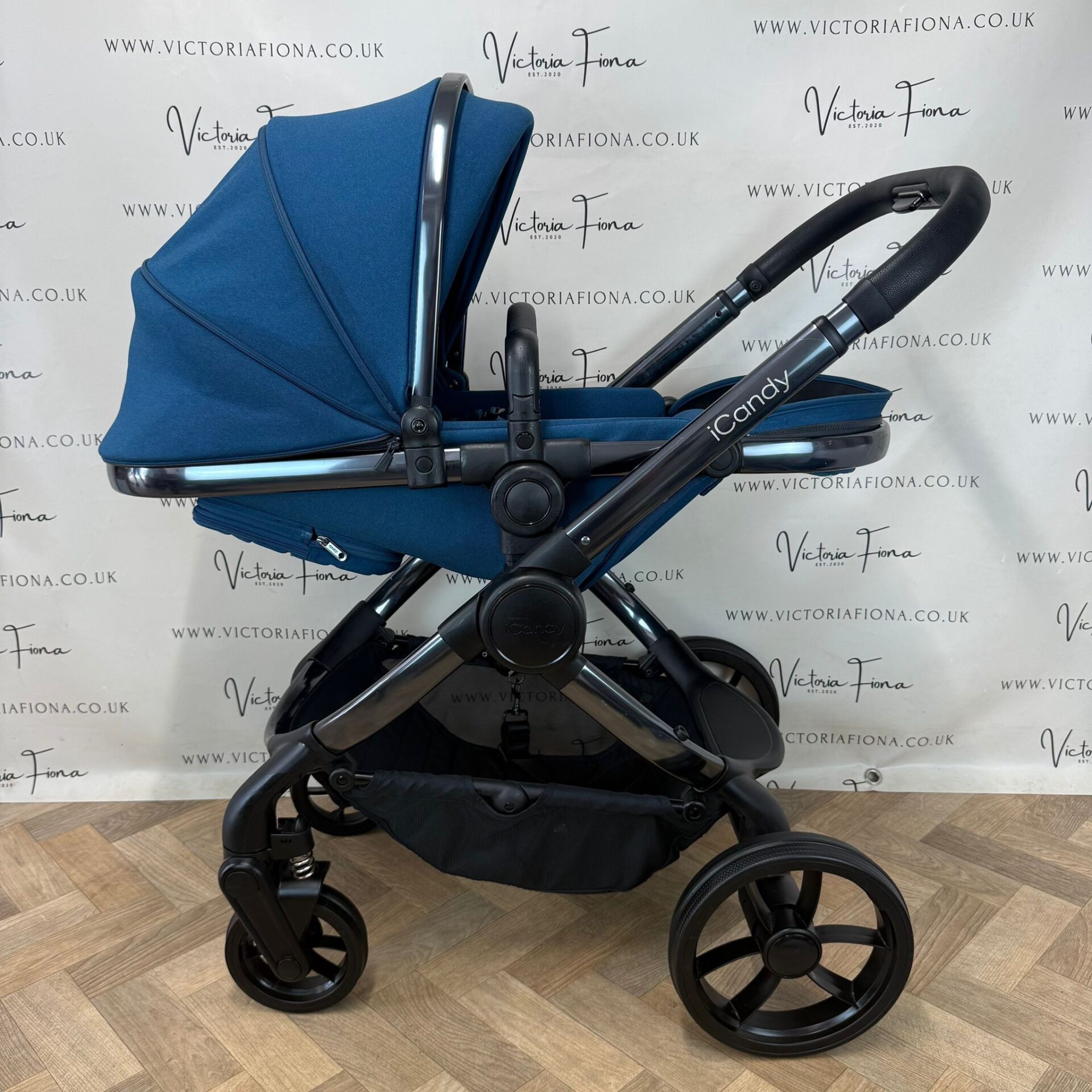PRELOVED iCandy Peach 7 Pushchair and Carrycot - Cobalt Blue - Image 7
