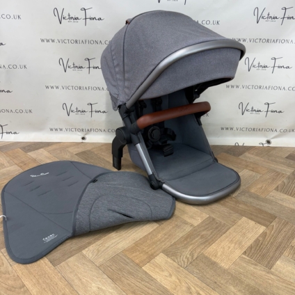 PRELOVED Silver Cross Wave Tandem Seat - Zinc