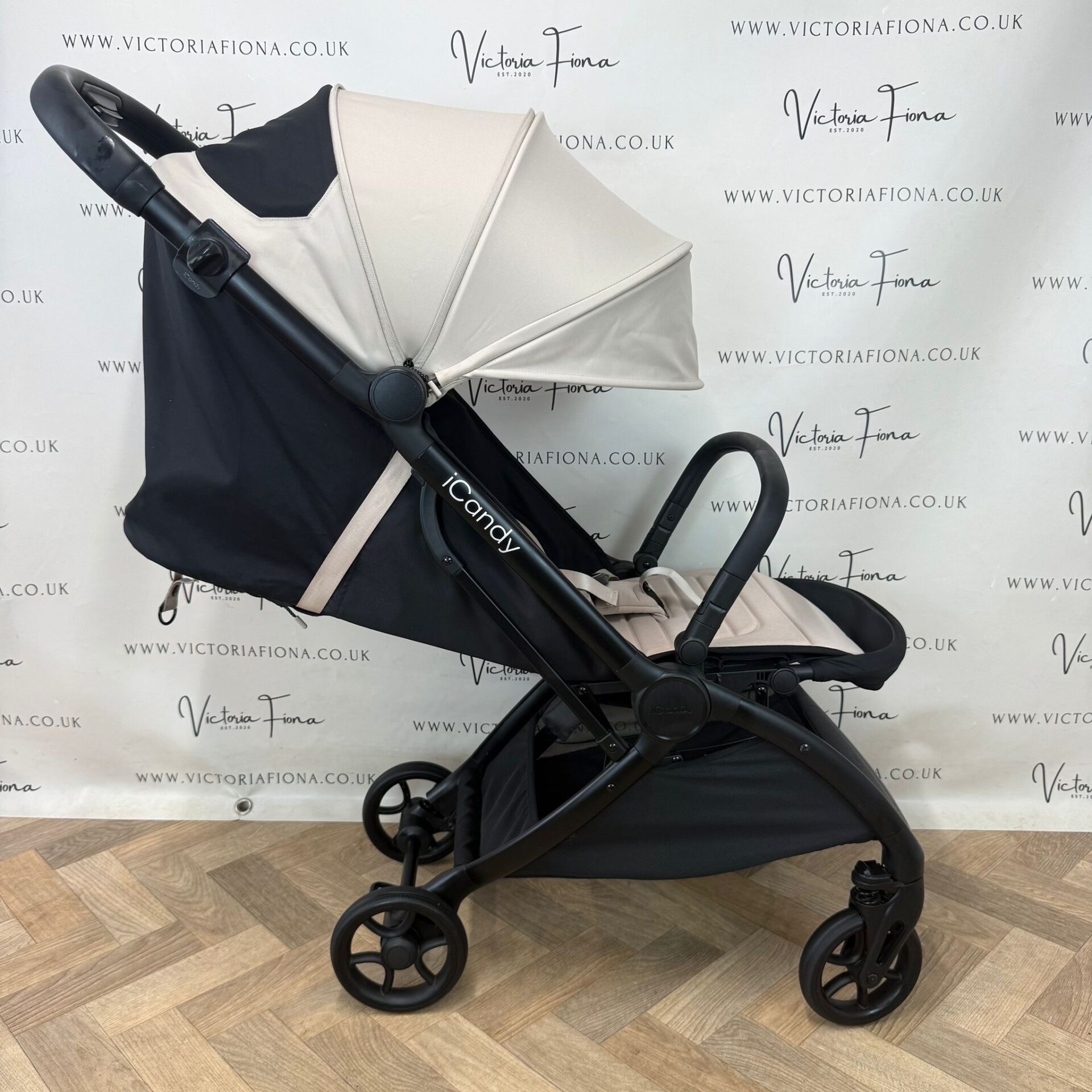 PRELOVED iCandy Pip Compact Stroller - Latte - Image 4