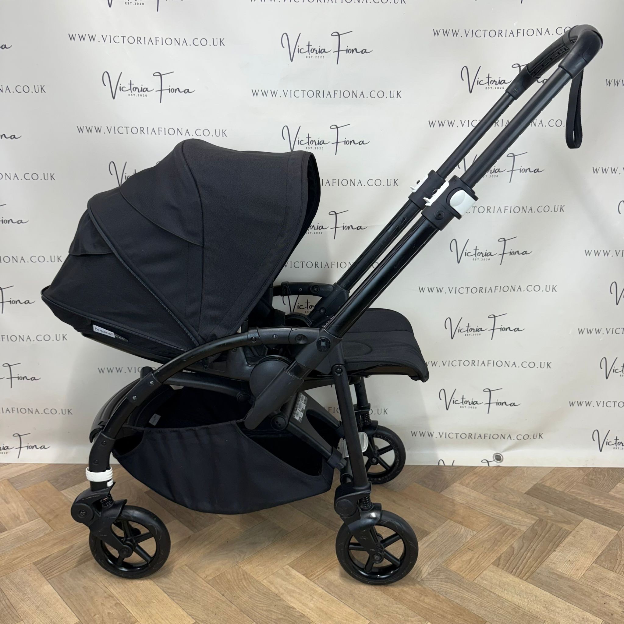 PRELOVED Bugaboo Bee6 Parent & World Facing Stroller Pushchair - All Black - Image 4