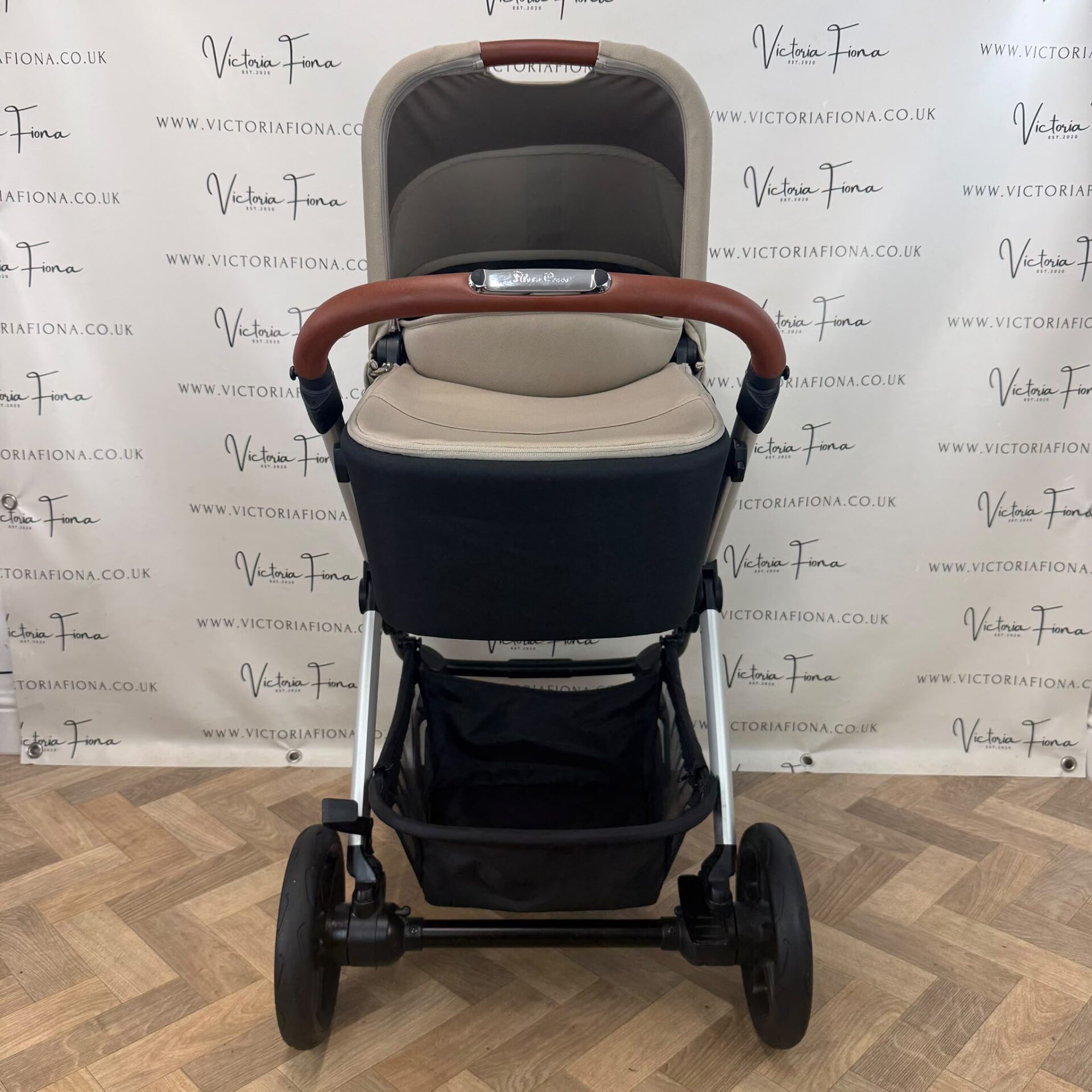 PRELOVED Silver Cross Tide Pushchair & Carrycot - Stone - Image 3