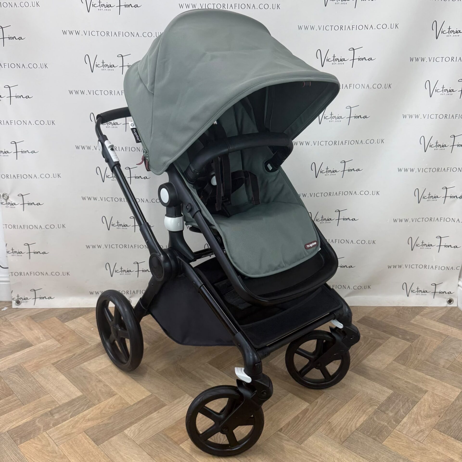 PRELOVED Bugaboo Fox Cub Carrycot & Pushchair - Forest Green π³ - Image 9