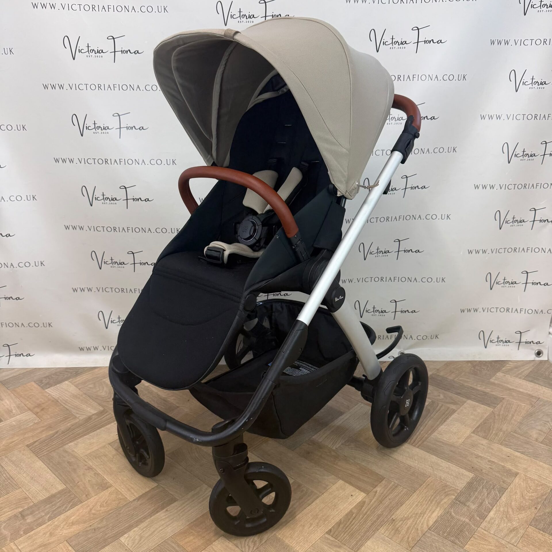 PRELOVED Silver Cross Tide Pushchair & Carrycot - Stone - Image 8