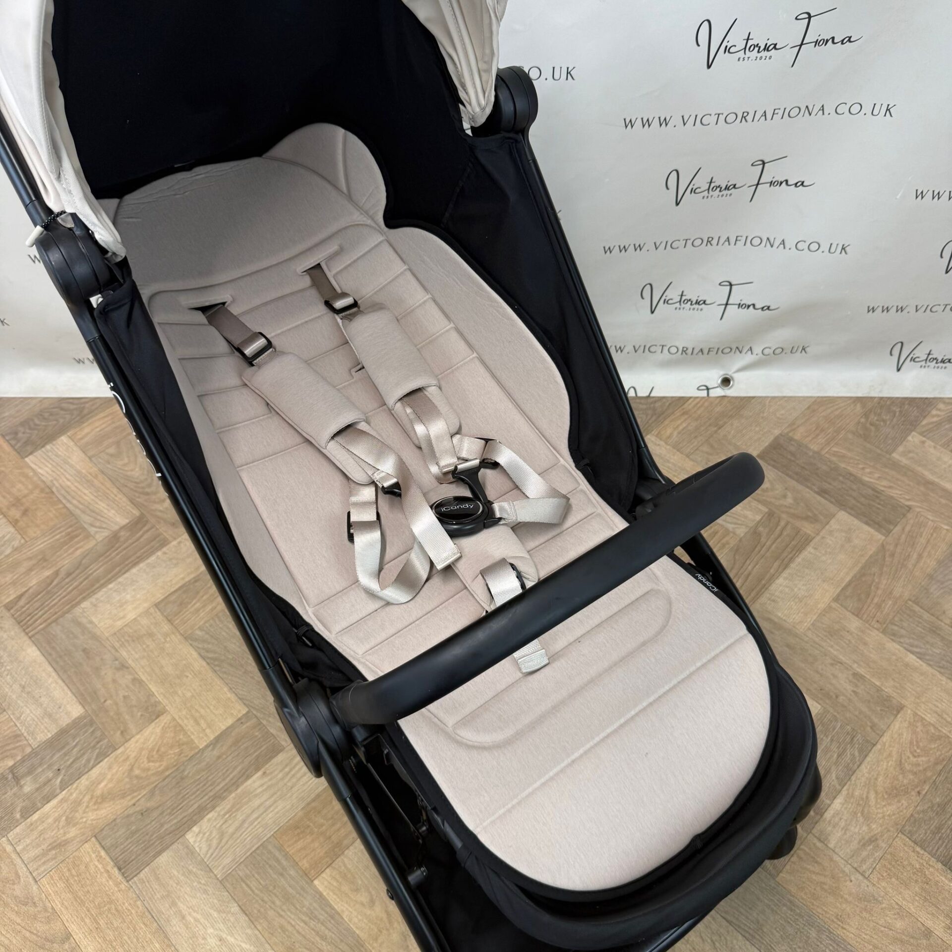 PRELOVED iCandy Pip Compact Stroller - Latte - Image 3