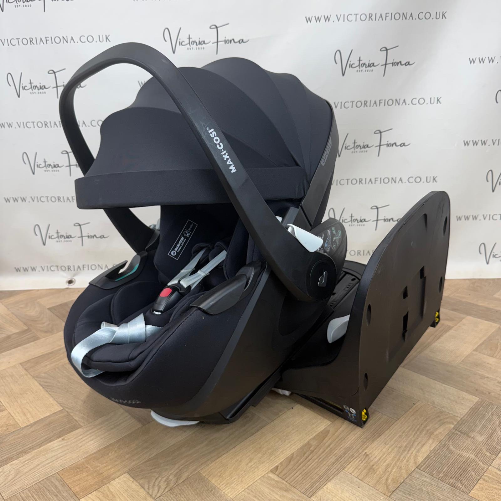 PRELOVED Silver Cross Reef Carrycot & Pushchair with Pebble 360 Car Seat & Isofix - Earth - Image 10