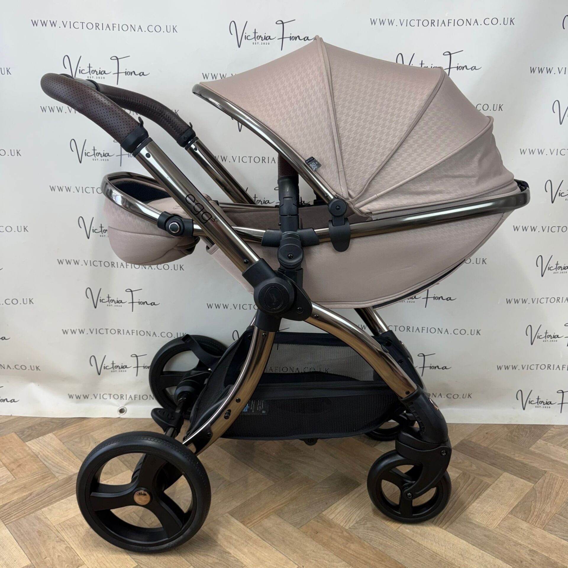 PRELOVED Egg 3 Pushchair & Carrycot - Houndstooth Almond - Image 8