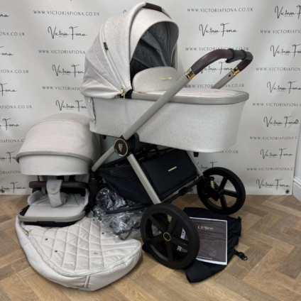 PRELOVED Venicci Tinum Upline Carrycot & Pushchair - Stone