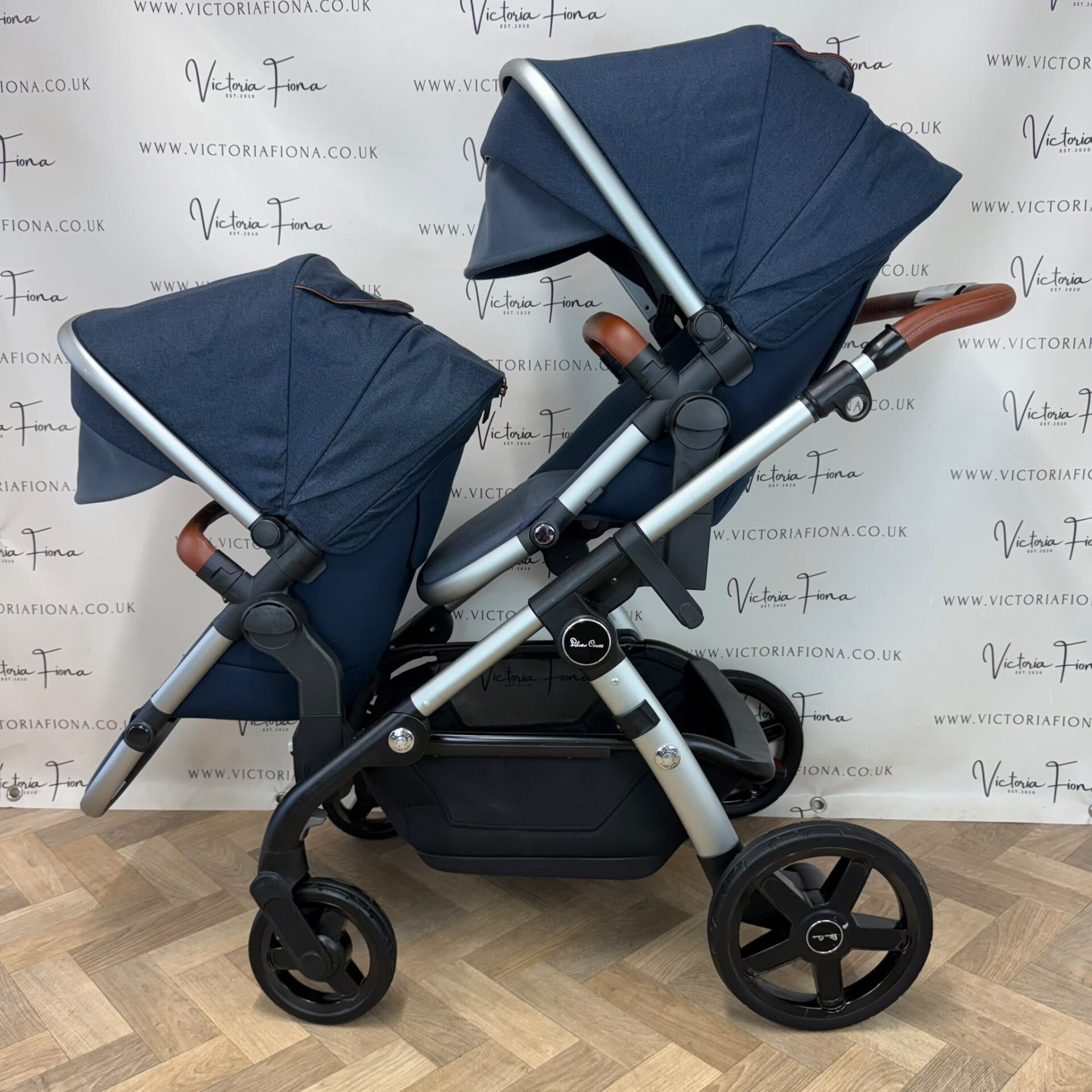 PRELOVED Silver Cross Wave Twin Pushchair Bundle - Indigo Blue - Image 7