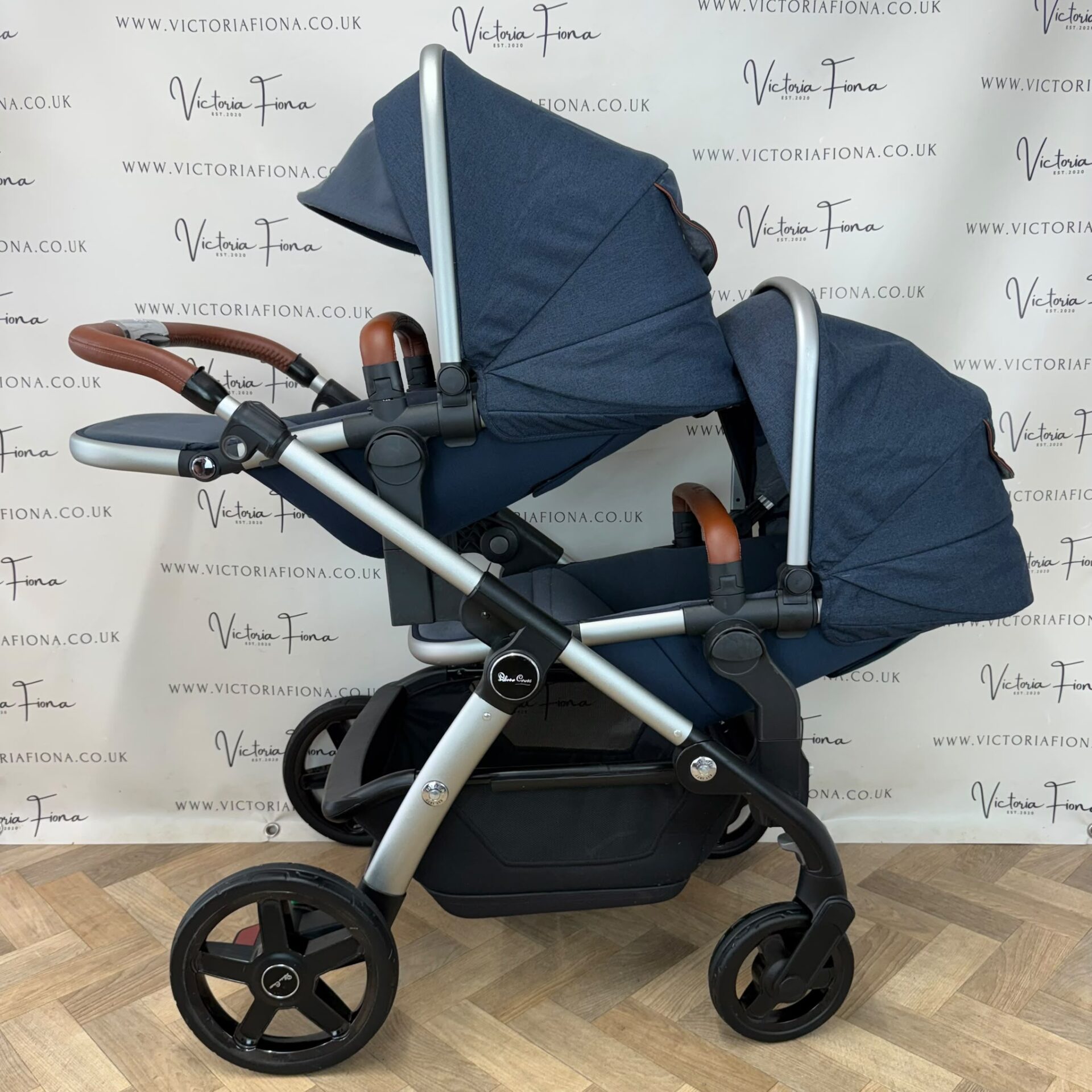 PRELOVED Silver Cross Wave Twin Pushchair Bundle - Indigo Blue - Image 5