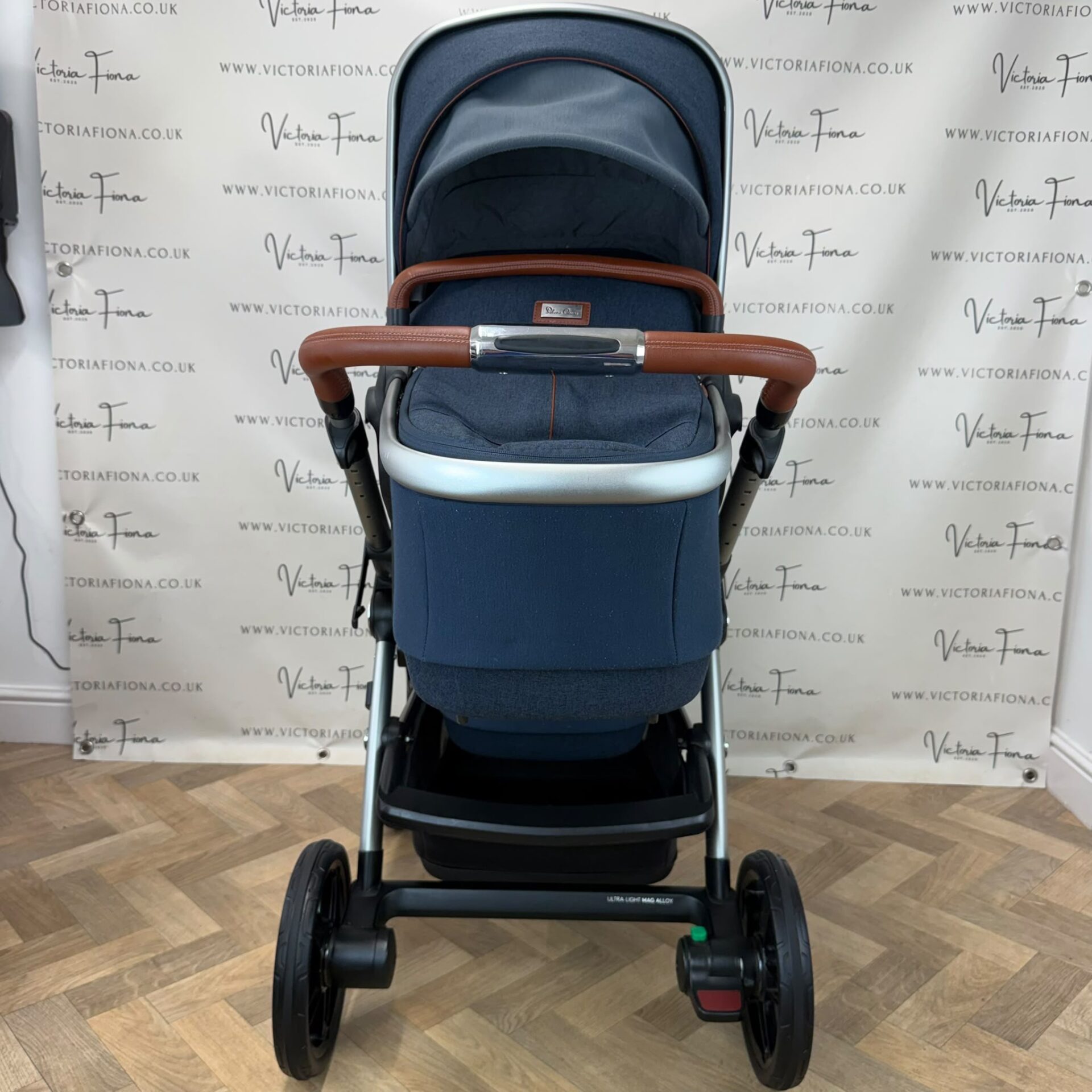 PRELOVED Silver Cross Wave Twin Pushchair Bundle - Indigo Blue - Image 3