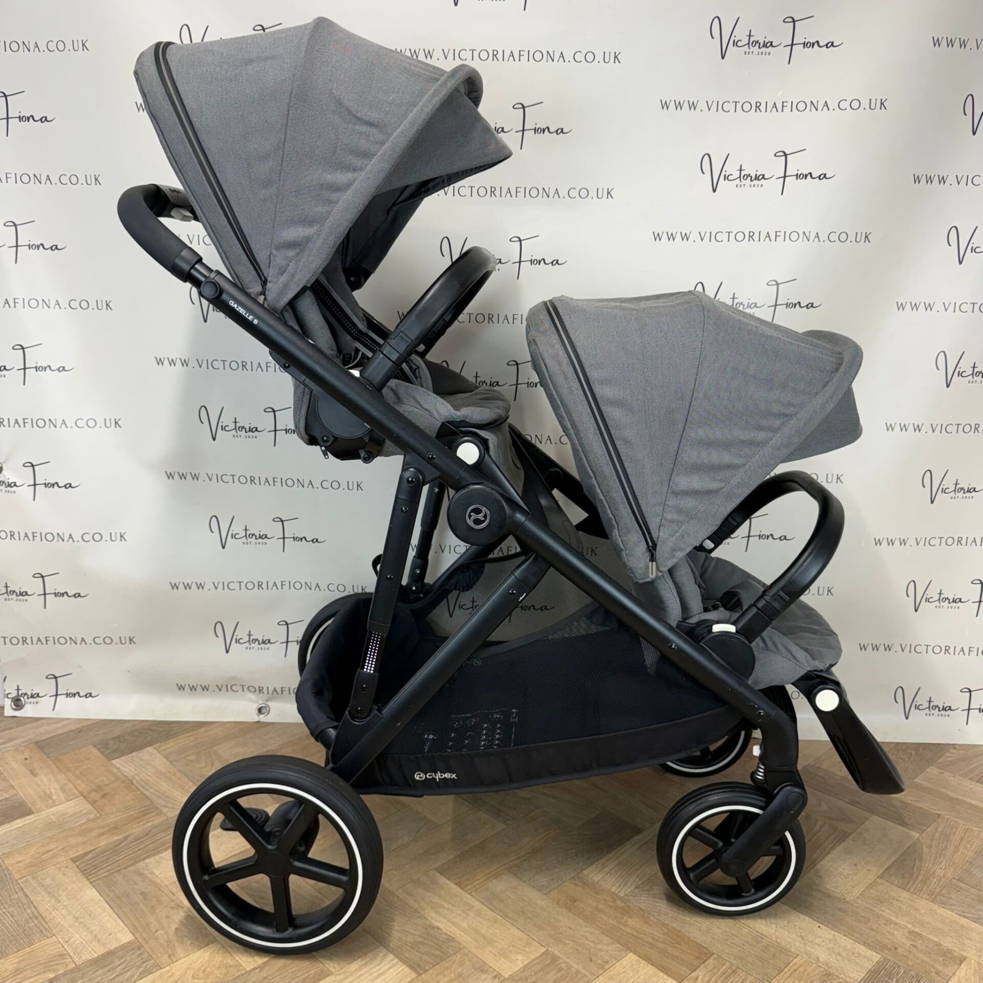 PRELOVED Cybex Gazelle S Duo Tandem Double Pushchair - Grey - Image 4