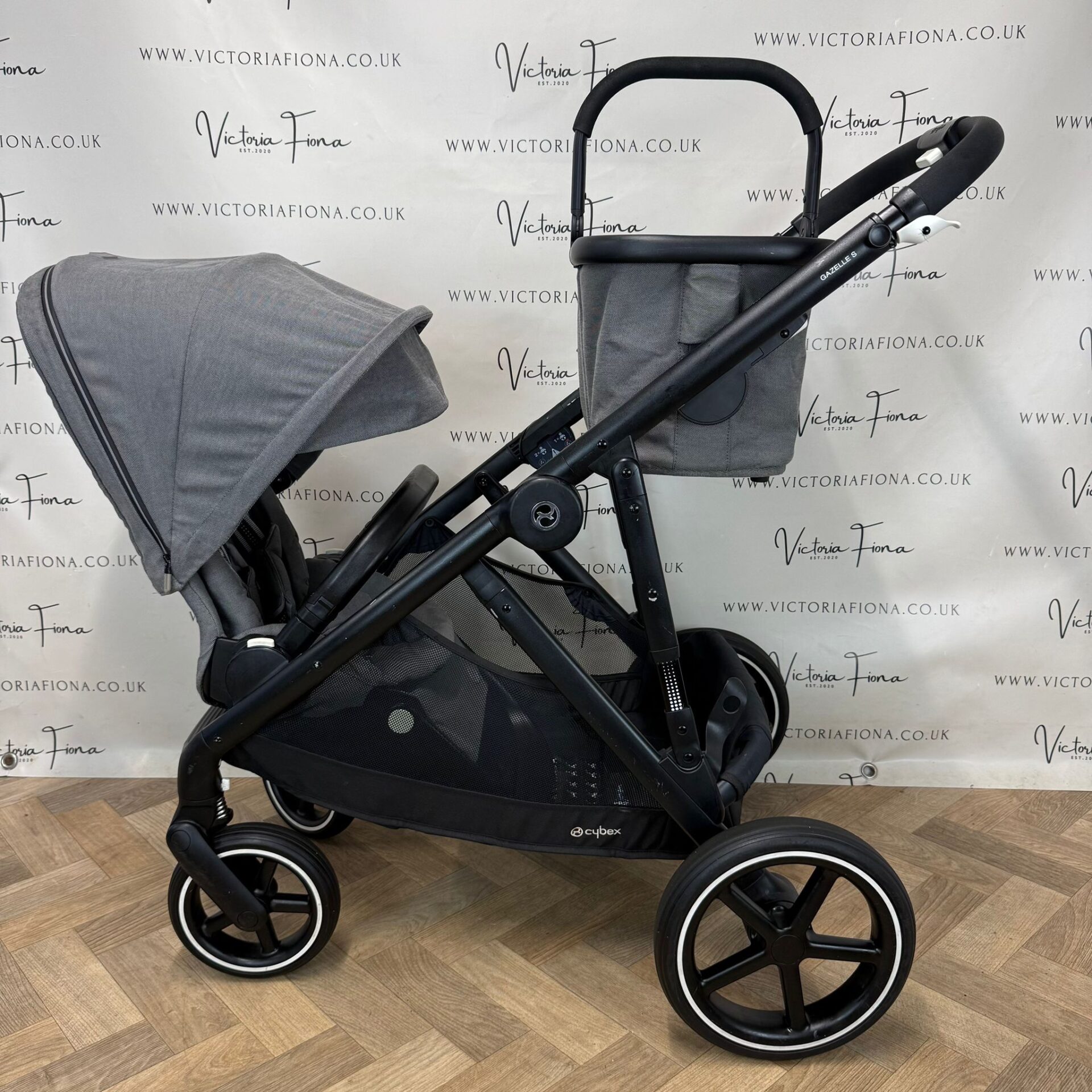 PRELOVED Cybex Gazelle S Duo Tandem Double Pushchair - Grey - Image 5