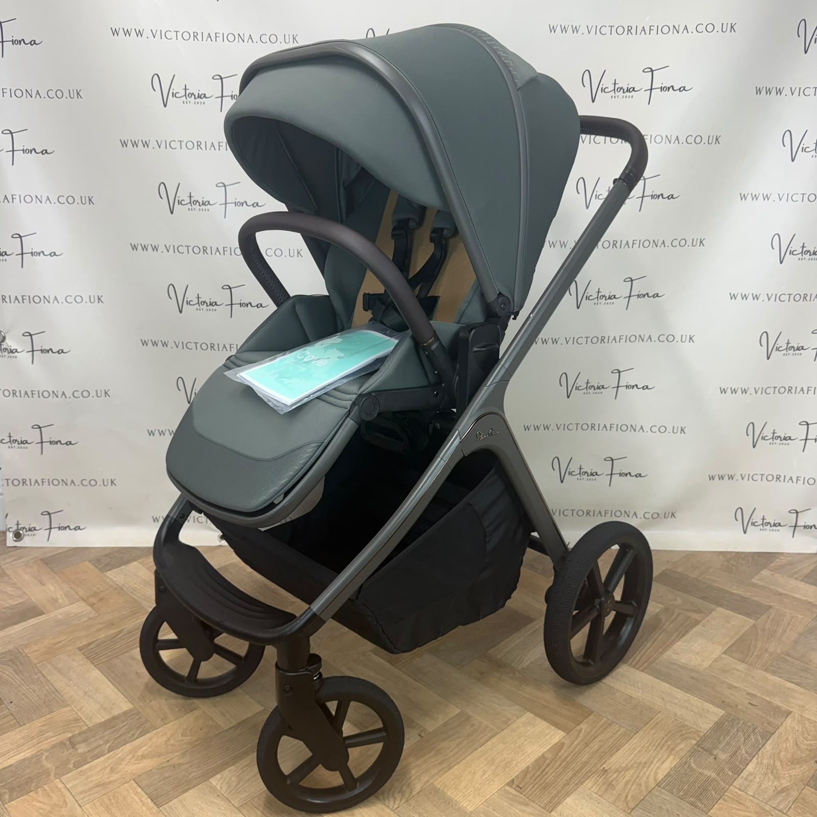 PRELOVED Silver Cross Cove Carrycot & Pushchair - Pewter Green π - Image 8