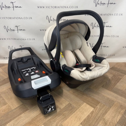 PRELOVED icandy Cocoon car seat & Isofix base - latte biscotti